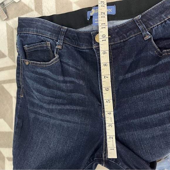 Democracy Skinny Dark Wash size 14 Control top Booty lifting denim - Picture 7 of 8